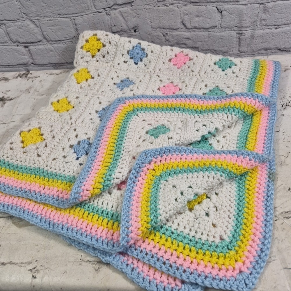 Vintage Handmade Afghan Baby Blanket 40"x40" Rainbow Border Granny Square